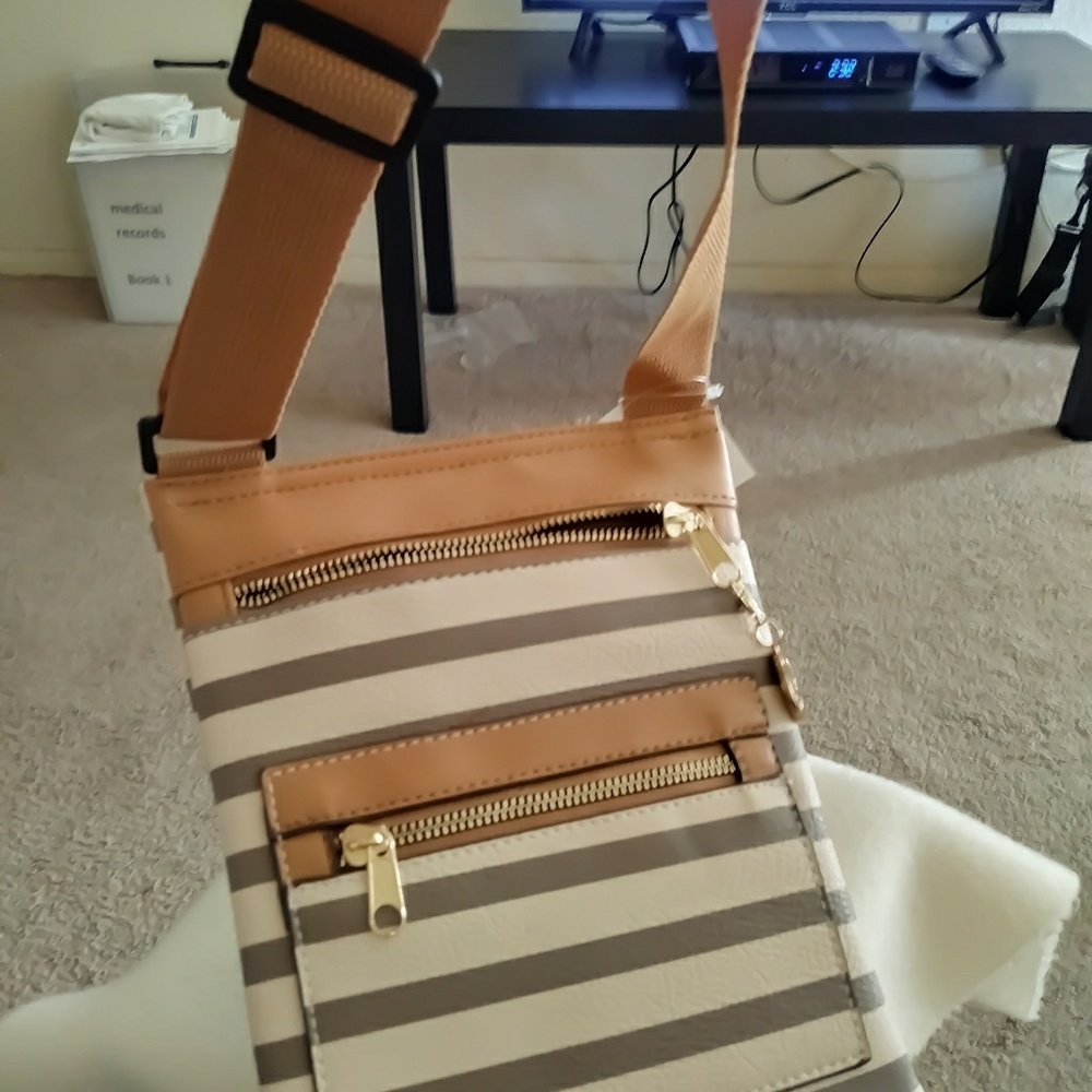 Del Mano Small Crossbody